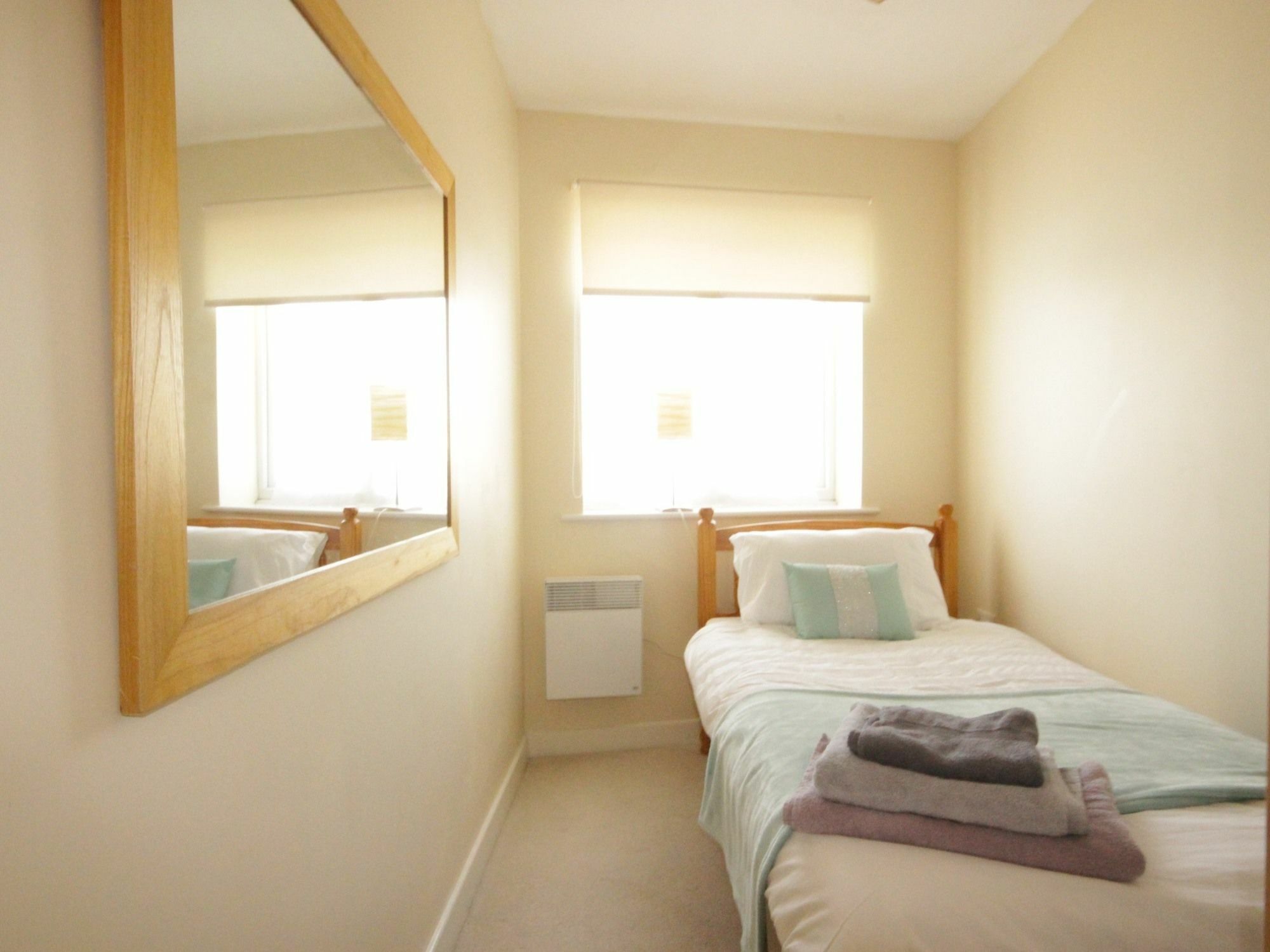 Tradewinds Apartments كينغستون أبون هول المظهر الخارجي الصورة